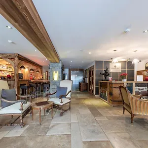 https://chamois-dor-hotel.hotels-rhonealpes.com
